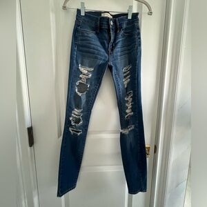 PACSUN RIPPED JEGGINGS